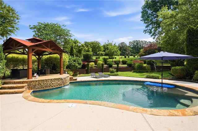 4607 Cardinal Ridge Way, Flowery Branch, GA 30542