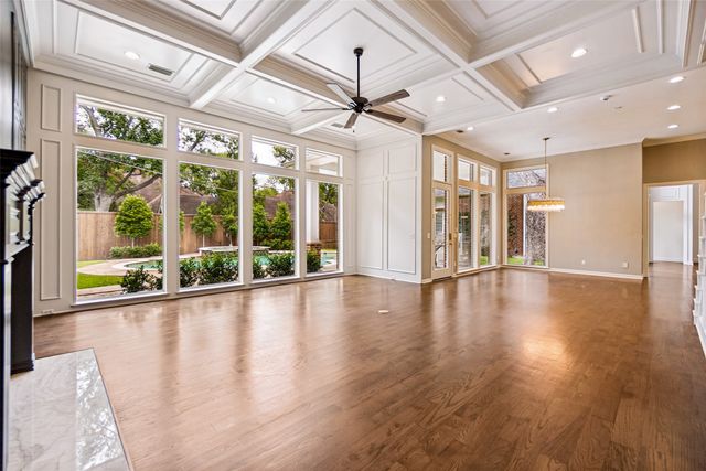 6022 Waggoner Drive, Dallas, TX 75230