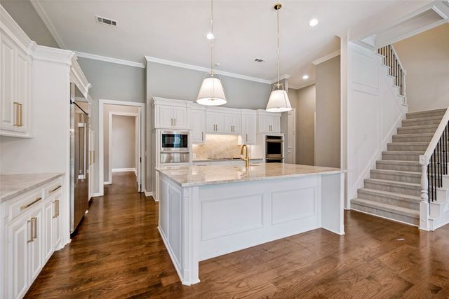 6022 Waggoner Drive, Dallas, TX 75230