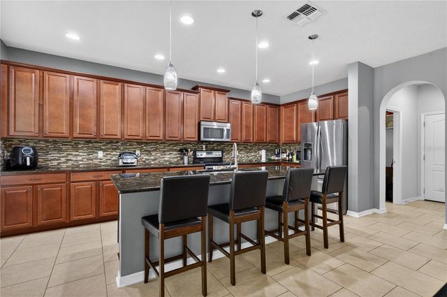736 WOODS LANDING DRIVE, Minneola, FL 34715