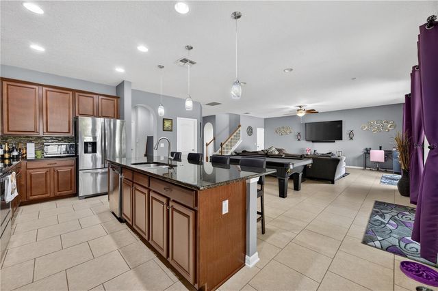 736 WOODS LANDING DRIVE, Minneola, FL 34715