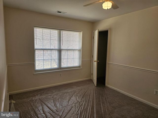 7701 CROOM RD, Upper Marlboro, MD 20772