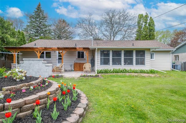 1316 Coolidge Avenue, Saginaw, MI 48638