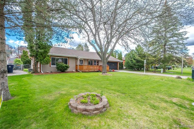 1316 Coolidge Avenue, Saginaw, MI 48638