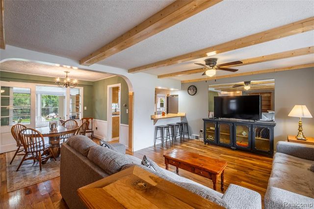 1316 Coolidge Avenue, Saginaw, MI 48638