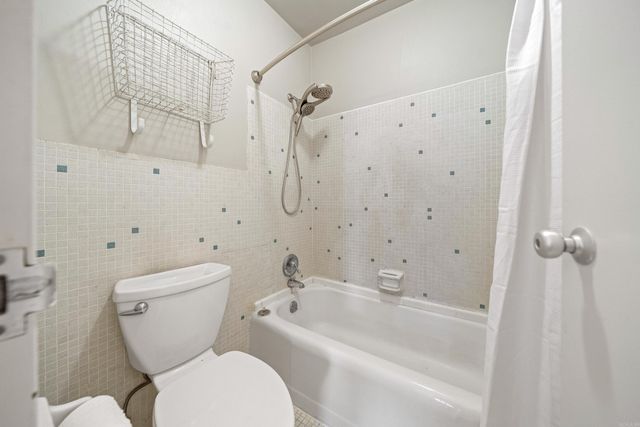 740 Weston Rd Apt 205, Hot Springs, AR 71913