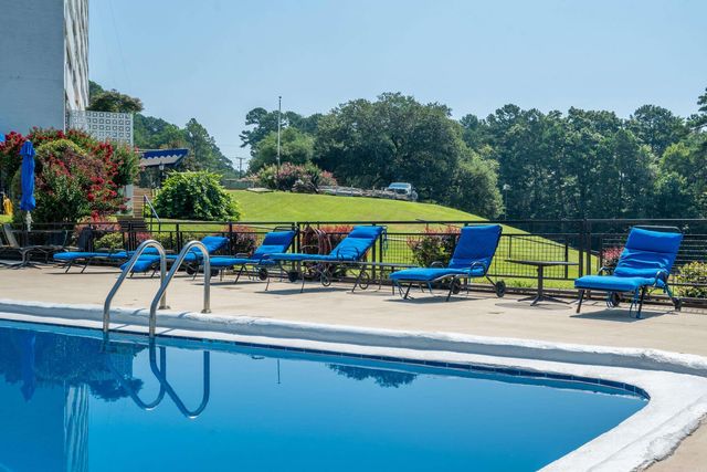 740 Weston Rd Apt 205, Hot Springs, AR 71913