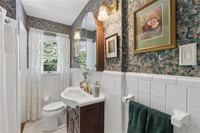 4590 Dudley Lane, Atlanta, GA 30327