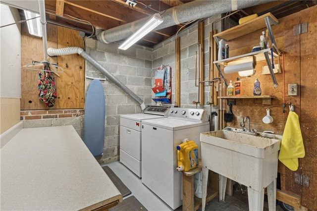 4590 Dudley Lane, Atlanta, GA 30327