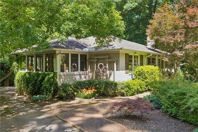 4590 Dudley Lane, Atlanta, GA 30327