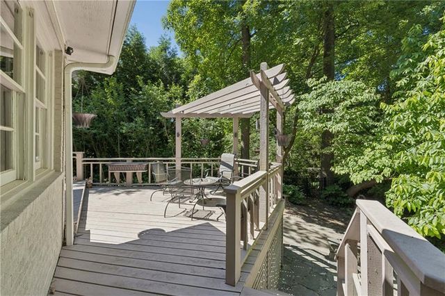 4590 Dudley Lane, Atlanta, GA 30327