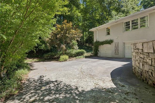 4590 Dudley Lane, Atlanta, GA 30327