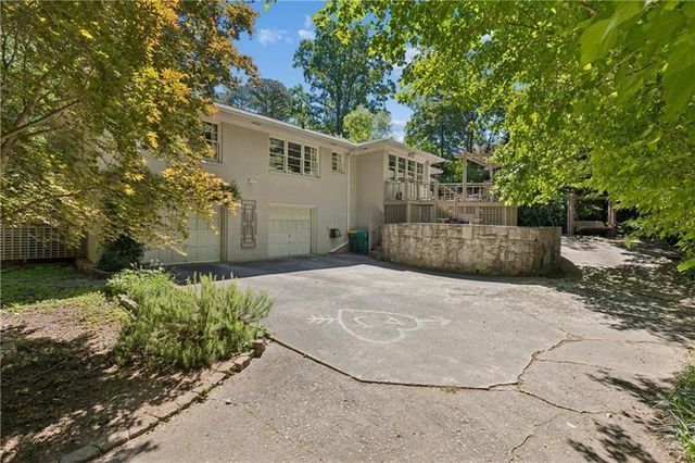 4590 Dudley Lane, Atlanta, GA 30327