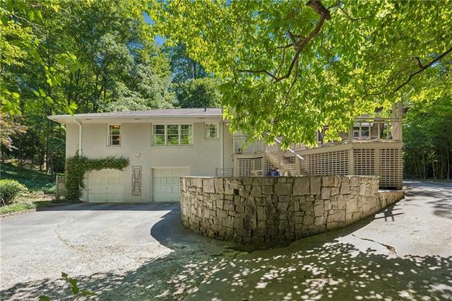 4590 Dudley Lane, Atlanta, GA 30327