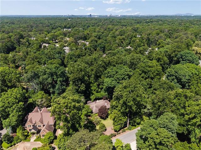4590 Dudley Lane, Atlanta, GA 30327