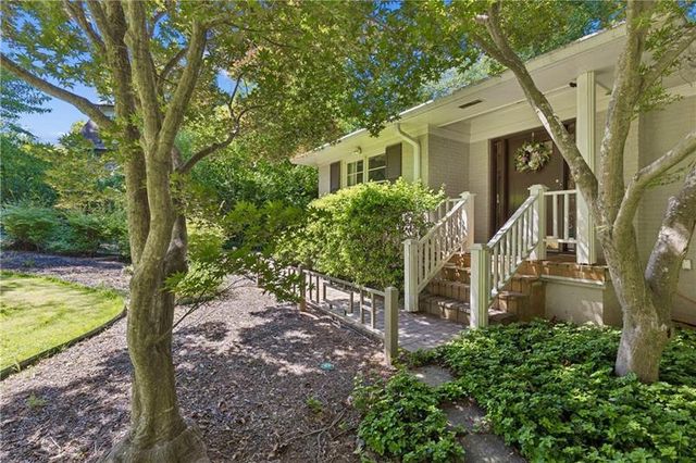 4590 Dudley Lane, Atlanta, GA 30327