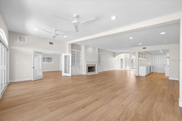 24 DOLPHIN DRIVE, Treasure Island, FL 33706