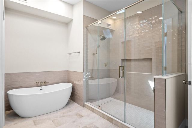 24 DOLPHIN DRIVE, Treasure Island, FL 33706