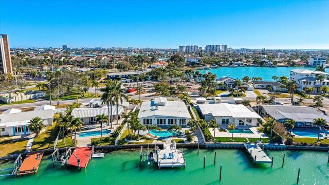 24 DOLPHIN DRIVE, Treasure Island, FL 33706