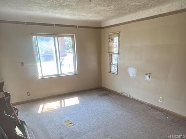 9731 McKinney Street, Detroit, MI 48224