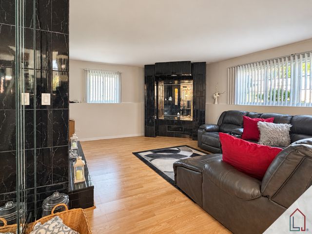 18165 Brittany Lane, Lansing, IL 60438