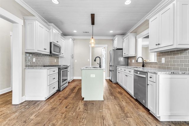 107 County Road 29 Road, Prattville, AL 36067