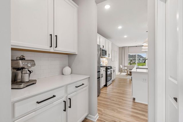 12810 Weber Lane, Rogers, MN 55374