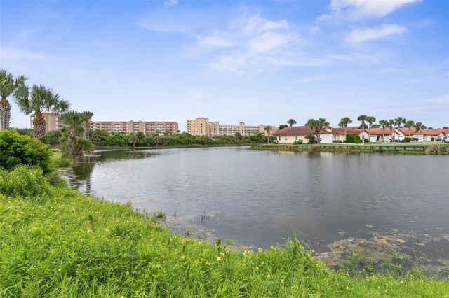 13 LAS BRISAS WAY, Palm Coast, FL 32137