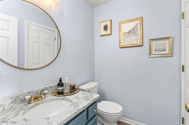 1031 Ledgestone Drive, Wadsworth, OH 44281