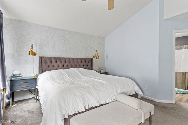 1031 Ledgestone Drive, Wadsworth, OH 44281