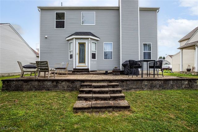 1031 Ledgestone Drive, Wadsworth, OH 44281