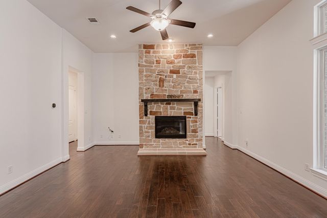 112 Sundown Ridge Place, The Woodlands, TX 77375