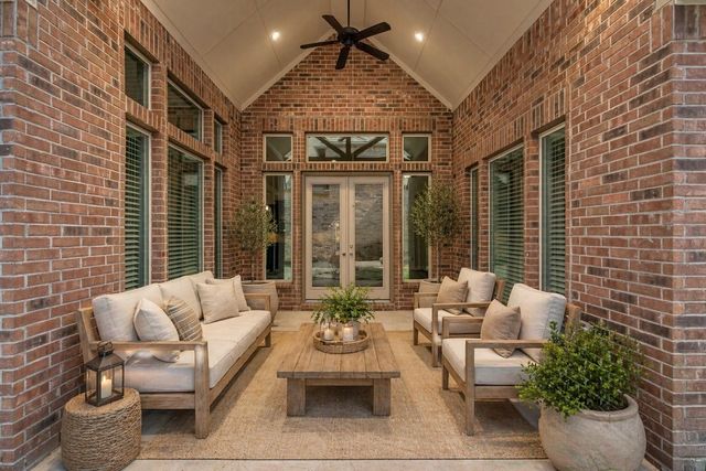 112 Sundown Ridge Place, The Woodlands, TX 77375