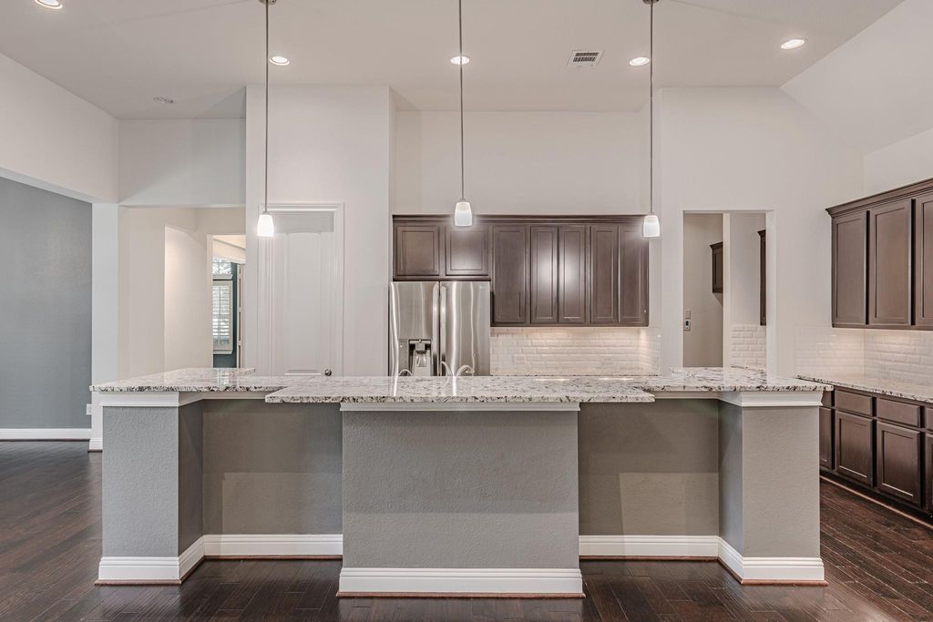 112 Sundown Ridge Place, The Woodlands, TX 77375