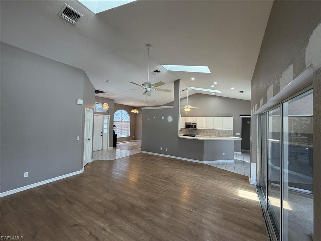 8199 Boonesboro RD, NORTH FORT MYERS, FL 33917 — photo 4