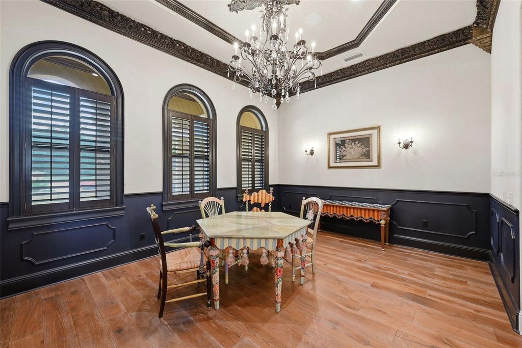 Image 14 of property listing at 9679 WESTOVER ROBERTS RD, Windermere, FL 34786