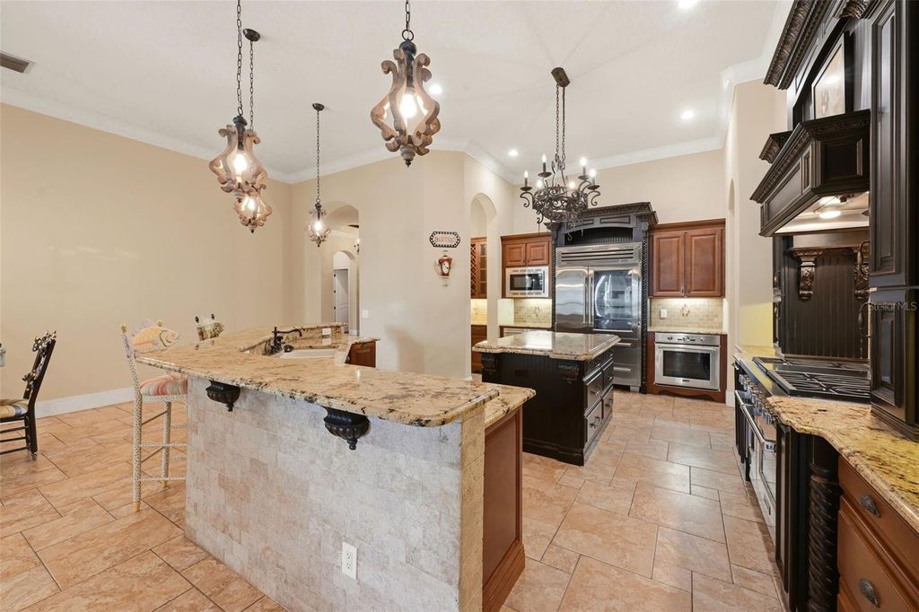 Image 22 of property listing at 9679 WESTOVER ROBERTS RD, Windermere, FL 34786