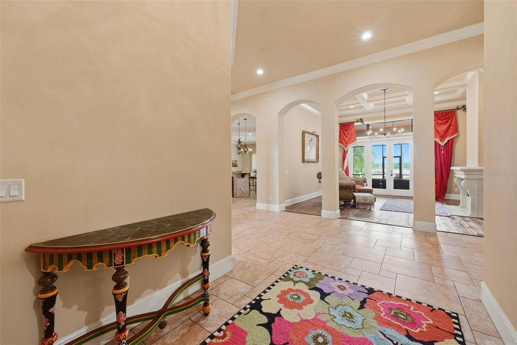 Image 7 of property listing at 9679 WESTOVER ROBERTS RD, Windermere, FL 34786