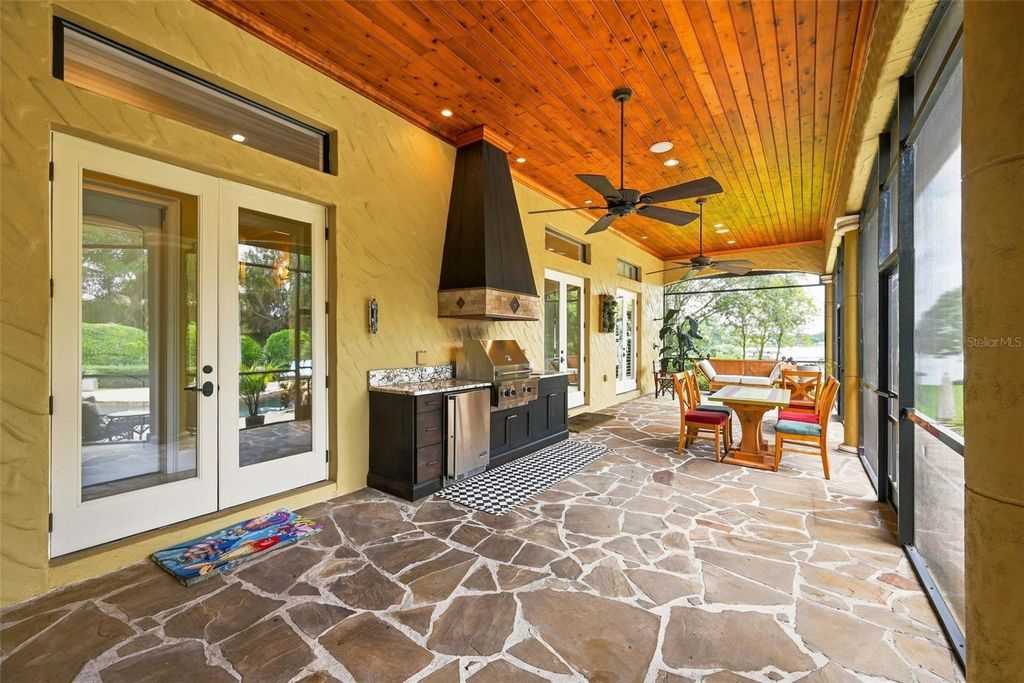 Image 68 of property listing at 9679 WESTOVER ROBERTS RD, Windermere, FL 34786