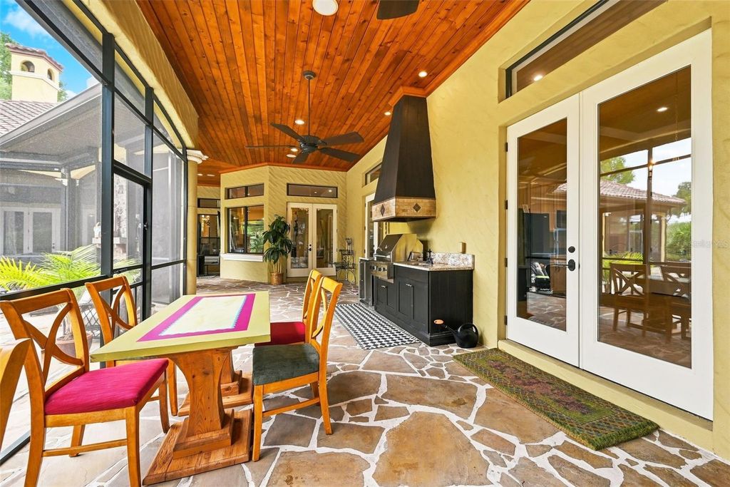 Image 70 of property listing at 9679 WESTOVER ROBERTS RD, Windermere, FL 34786