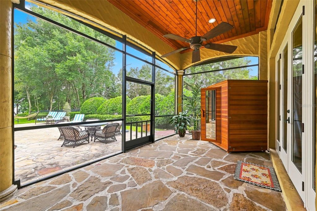 Image 73 of property listing at 9679 WESTOVER ROBERTS RD, Windermere, FL 34786