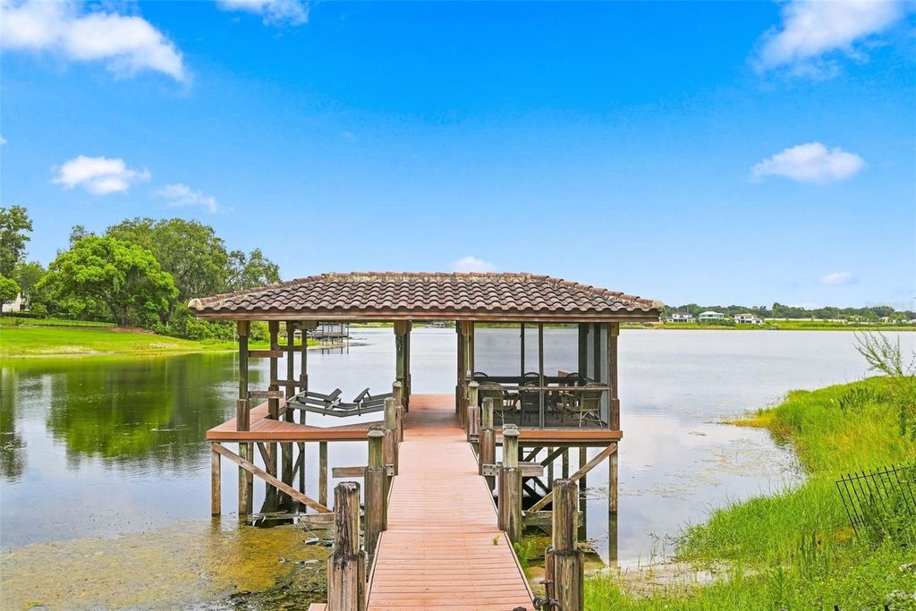 Image 83 of property listing at 9679 WESTOVER ROBERTS RD, Windermere, FL 34786