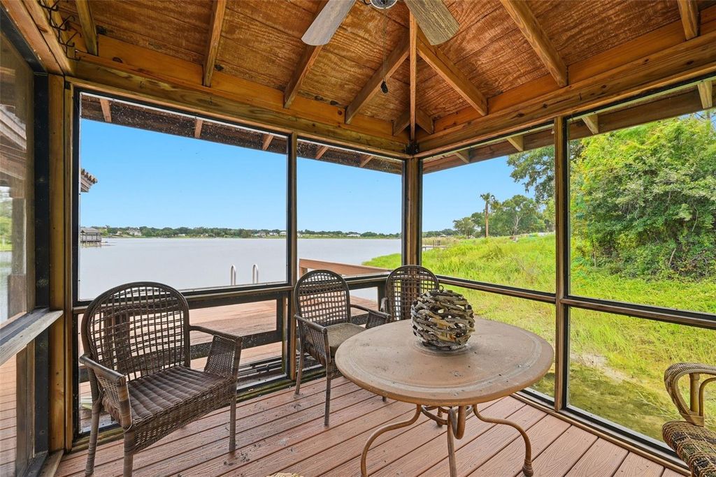 Image 91 of property listing at 9679 WESTOVER ROBERTS RD, Windermere, FL 34786