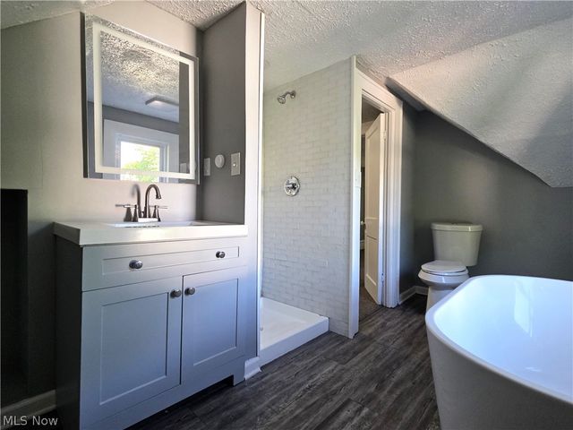 432 Fuller Street, Akron, OH 44306