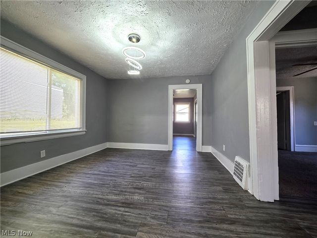 432 Fuller Street, Akron, OH 44306