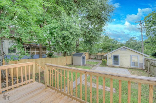 859 Linden Street, Shreveport, LA 71104