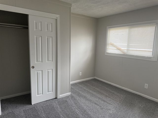 18949 Washtenaw Street, Harper Woods, MI 48225