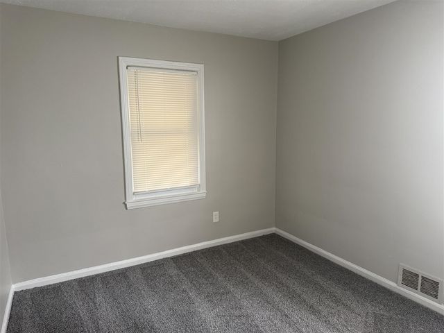 18949 Washtenaw Street, Harper Woods, MI 48225