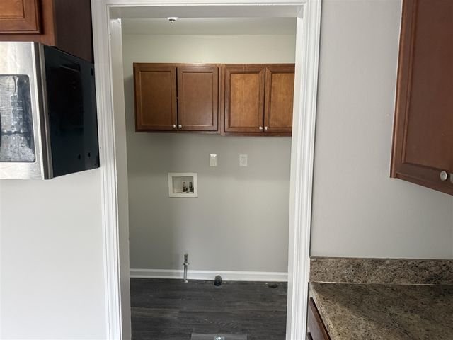 18949 Washtenaw Street, Harper Woods, MI 48225