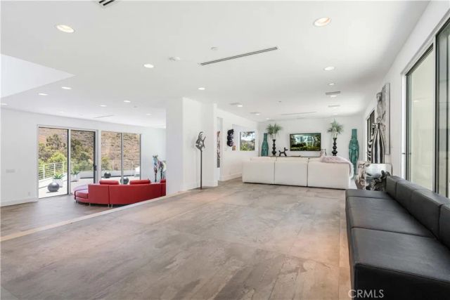 71 Coolwater Road, Bell Canyon, CA 91307
